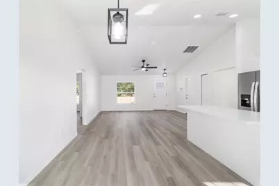 24310 NW Falcon Avenue, Dunnellon, FL 34431 - Photo 25