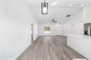 24310 NW Falcon Ave, Dunnellon, FL 34431 - Photo 25