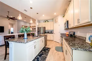 1526 SW Lexington Dr, Port Saint Lucie, FL 34953 - Photo 9