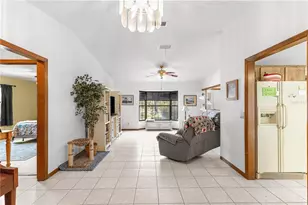 240 W Nova Pl, Citrus Springs, FL 34434 - Photo 9