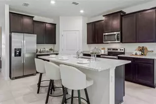 8210 Ives Pl, Wildwood, FL 34785 - Photo 5