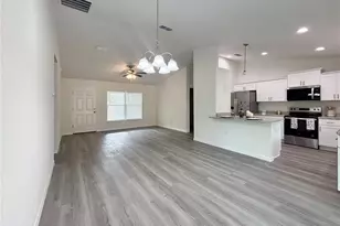 18925 SW 47th St, Dunnellon, FL 34432 - Photo 13