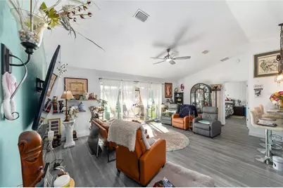 2120 SE 41st Way, Trenton, FL 32693 - Photo 3