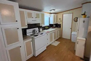 2880 Cr 426A, Lake Panasoffkee, FL 33538 - Photo 15