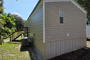 2880 Cr 426A, Lake Panasoffkee, FL 33538 - Photo 3