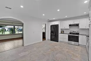 14635 SE 28th Ct, Summerfield, FL 34491 - Photo 7