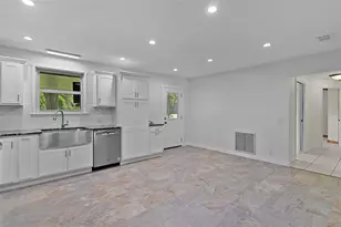 14635 SE 28th Ct, Summerfield, FL 34491 - Photo 5
