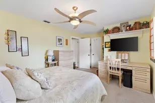 10525 SE 178th St, Summerfield, FL 34491 - Photo 17