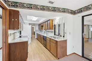 37 Birchtree St, Homosassa, FL 34446 - Photo 7