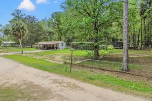 3650 SE 176th Pl, Inglis, FL 34449 - Photo 1