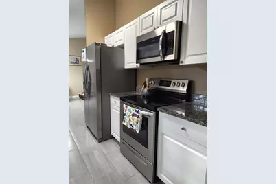 6834 SE 107th Place, Belleview, FL 34420 - Photo 9