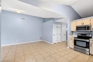 216 Robbins Rest Cir, Davenport, FL 33896 - Photo 17