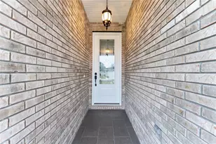 2210 NE 37th Ct, Ocala, FL 34470 - Photo 7