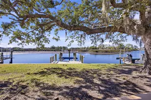 11586 W Bayshore Dr, Crystal River, FL 34429 - Photo 35