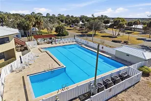 11586 W Bayshore Dr, Crystal River, FL 34429 - Photo 43