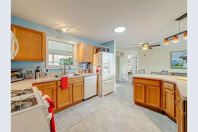 969 Candler Place, The Villages, FL 32162 - Photo 15