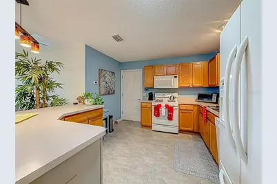 969 Candler Place, The Villages, FL 32162 - Photo 13