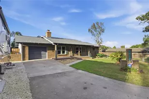 5422 SE Eli Rd, Belleview, FL 34420 - Photo 3