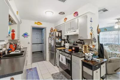 47 S Melbourne Street, Beverly Hills, FL 34465 - Photo 11