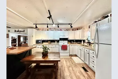 9430 Carolina Way, Fanning Springs, FL 32693 - Photo 15