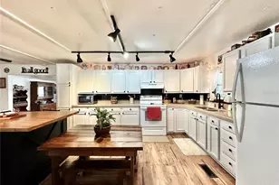 9430 Carolina Way, Fanning Springs, FL 32693 - Photo 15