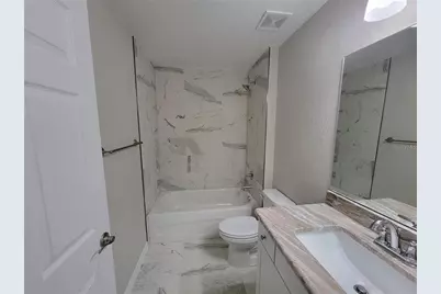 11460 SE 61st Avenue #2, Belleview, FL 34420 - Photo 9