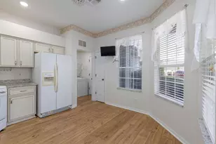 6002 Sailboat Ave, Tavares, FL 32778 - Photo 9