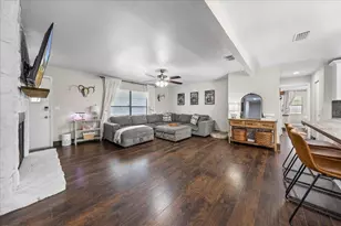 3881 NE 22nd Ct, Ocala, FL 34479 - Photo 5