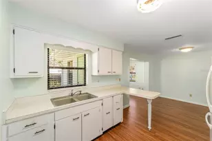 911 NE 45th St, Ocala, FL 34479 - Photo 7