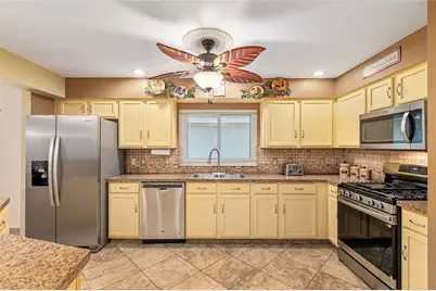 9526 SW 92nd Place Road, Ocala, FL 34481 - Photo 17