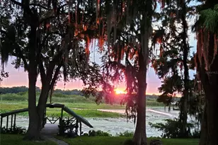 7961 W Riverbend Rd, Crystal River, FL 34428 - Photo 13