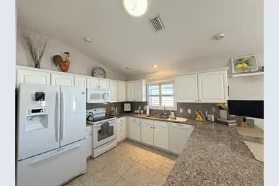 1963 Ladyfish Avenue, The Villages, FL 32162 - Photo 7