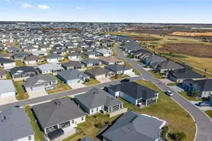 1558 Netherton Ln, The Villages, FL 34762 - Photo 33