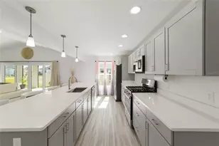 1558 Netherton Ln, The Villages, FL 34762 - Photo 13