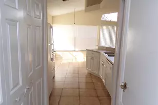 2563 Davenport Cir, Kissimmee, FL 34746 - Photo 9