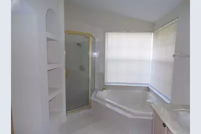 2563 Davenport Circle, Kissimmee, FL 34746 - Photo 17