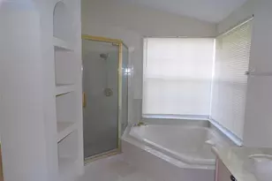 2563 Davenport Cir, Kissimmee, FL 34746 - Photo 17