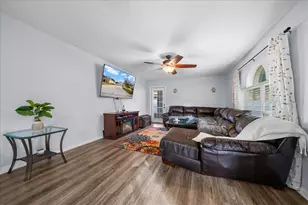 888 Marietta Ln, Eustis, FL 32726 - Photo 21