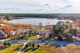 14810 NE 86th Ln, Silver Springs, FL 34488 - Photo 3