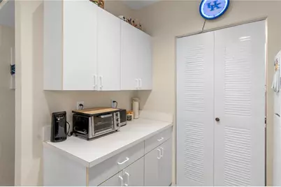 1610 N 42nd Circle #211, Vero Beach, FL 32967 - Photo 17