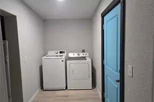 2346 Cr 401, Lake Panasoffkee, FL 33538 - Photo 25