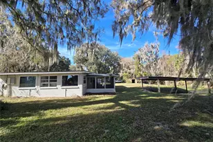 2346 Cr 401, Lake Panasoffkee, FL 33538 - Photo 11