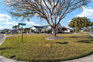 3001 Egerton Pl, The Villages, FL 32162 - Photo 5