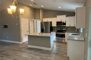 81 Fir Dr, Ocala, FL 34472 - Photo 3