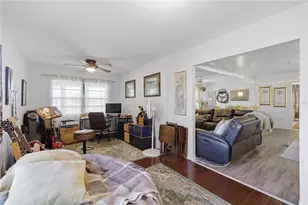 872 Lake Shore Ter, Interlachen, FL 32148 - Photo 9