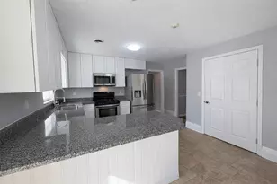 2224 NE 9th St, Ocala, FL 34470 - Photo 17