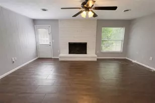 2224 NE 9th St, Ocala, FL 34470 - Photo 9