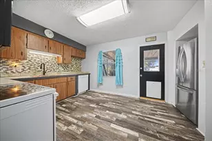 415 1st Dr, Lady Lake, FL 32159 - Photo 13