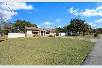 415 First Drive, Lady Lake, FL 32159 - Photo 5