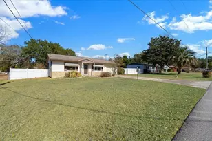 415 1st Dr, Lady Lake, FL 32159 - Photo 5